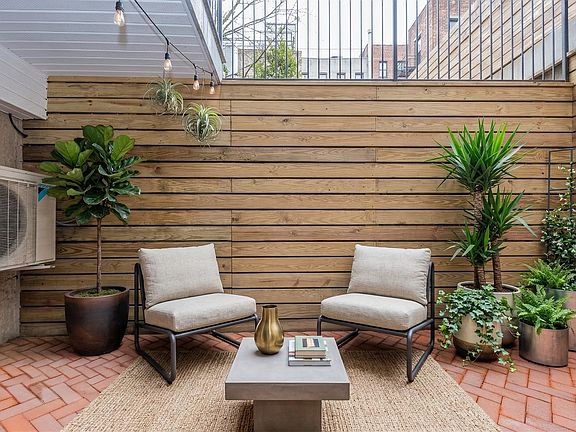 4th image of 110 W 123rd St #1A