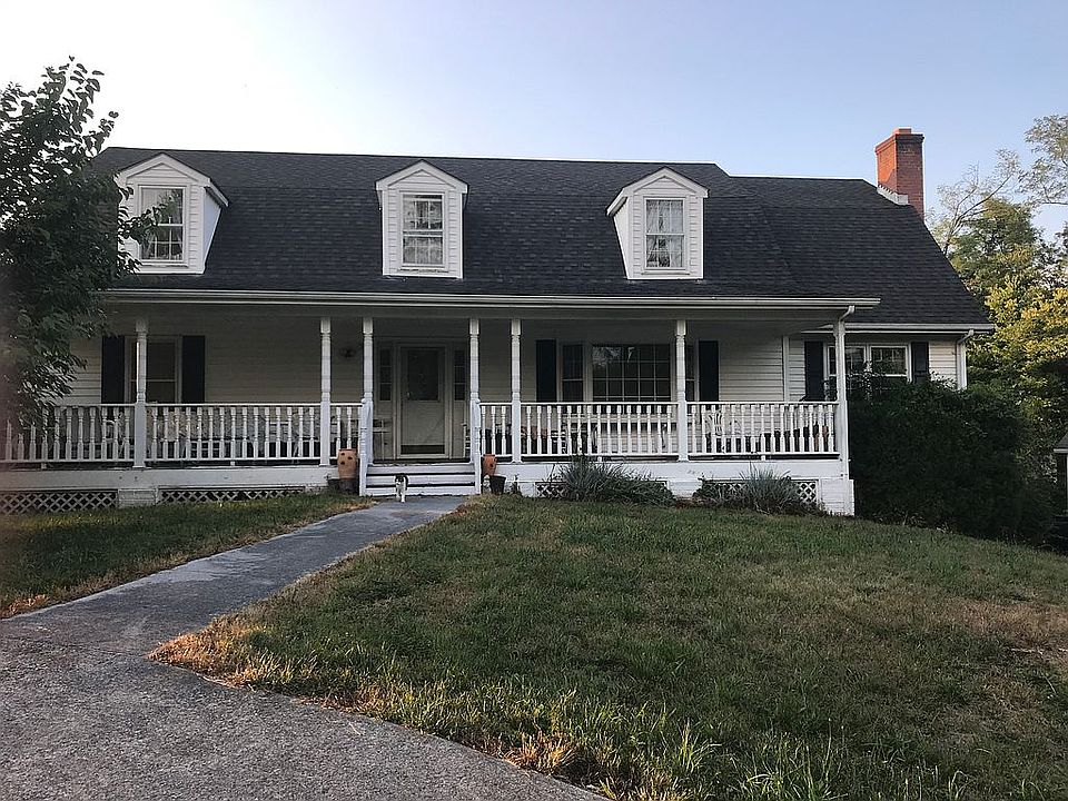 1st image of 304 Yale Dr