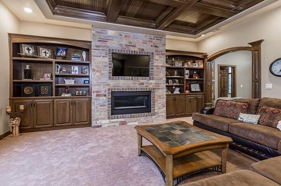 2nd image of 2140 Trellis Dr