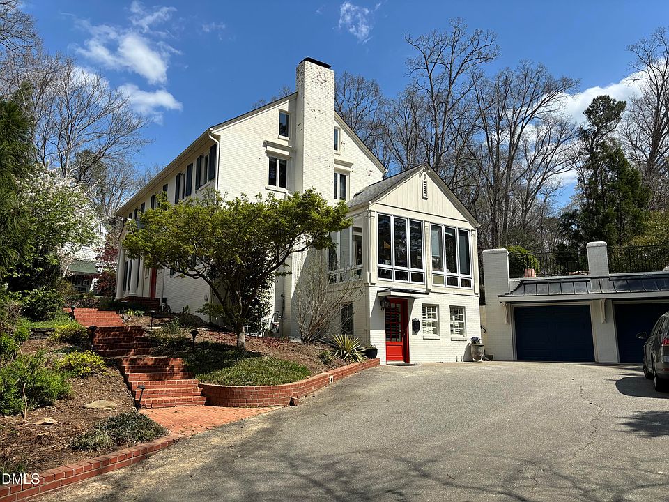 2nd image of 408 E Forest Hills Blvd