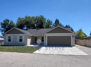 616 S Carmen Ln, Nampa, ID 83686