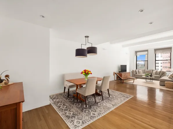 3 Hanover Square image 1 of 7