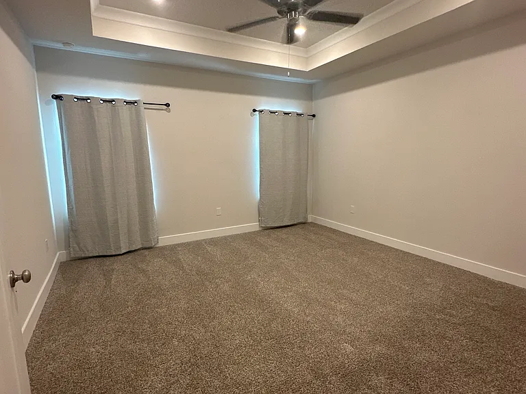 736 Quintana St — Photo 12