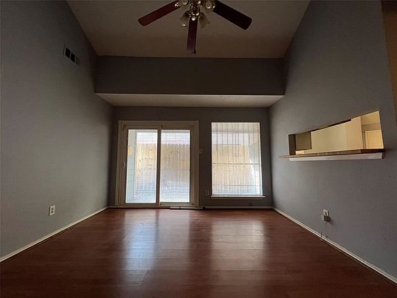 5th image of 3323 Rockrill Dr
