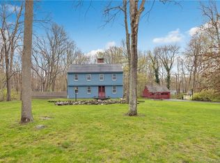 38 Deer Run Rd, Woodbridge, CT 06525