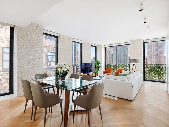2nd image of 16 W 40th St APT 24D