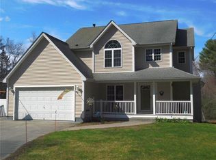 14 Kenney Hill Rd, Hope Valley, RI 02832