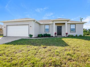 346 NE 16th Ter, Cape Coral, FL 33909