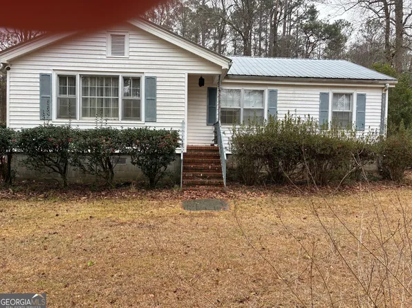 384 W Monroe St, Talbotton, GA 31827