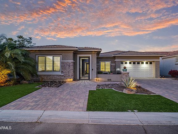 2nd image of 16480 W CATALINA Drive