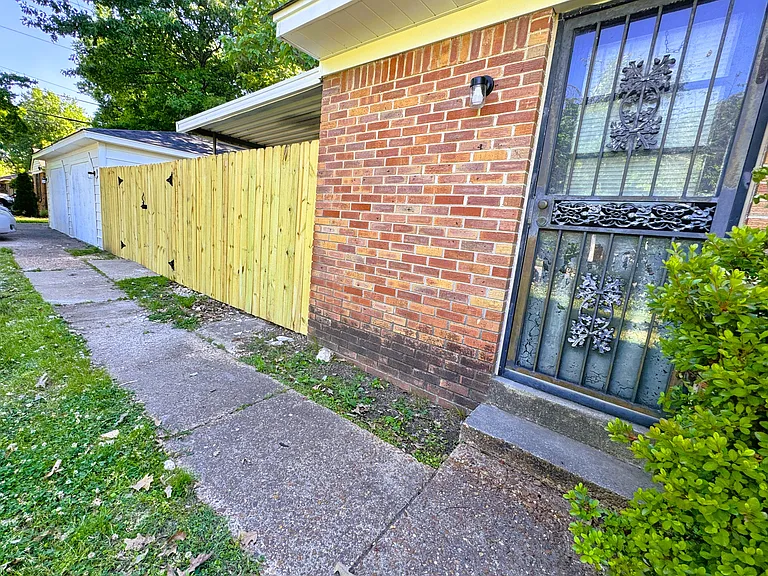 4535 Violet Cv — Photo 15