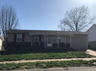 440 Burncoate Dr, Saint Louis, MO 63129