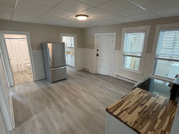 4th image of 503 Rimmon St #3
