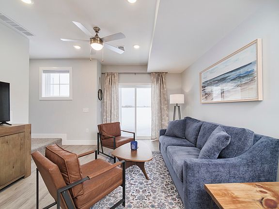 4th image of 201 Joslin Cove Dr