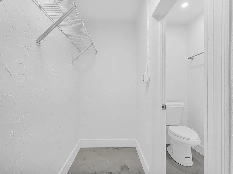 261 NE 45th St — Photo 14