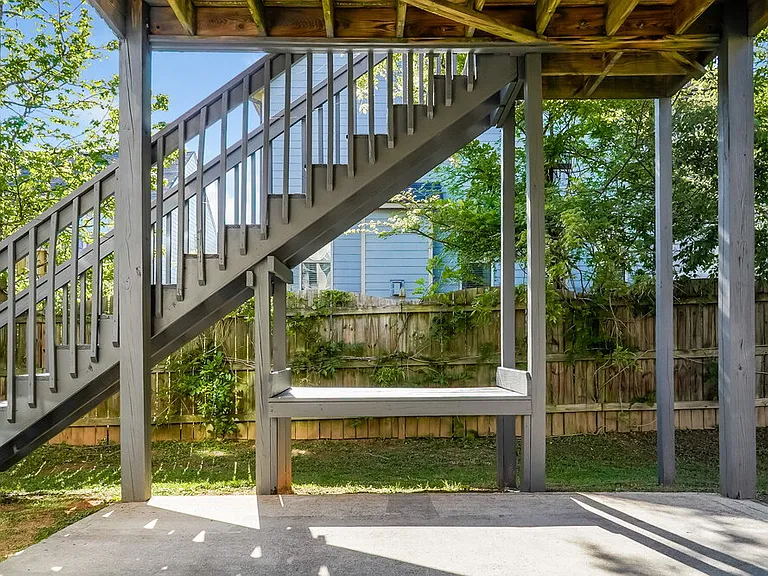 960 Styles Ct — Photo 16