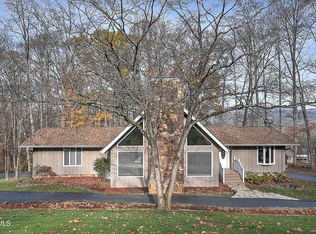 5744 Chestnut Hills Dr, Kingsport, TN 37664