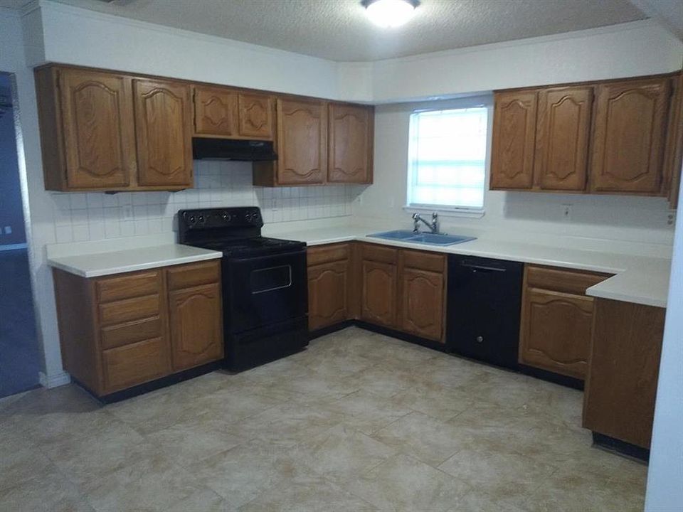 1st image of 4125 Caldwell Ave
