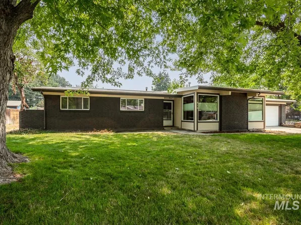 810 S Palmwood Dr, Boise, ID 83709
