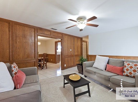 5th image of 5 Uruapan Ct