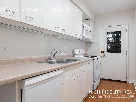 3rd image of 328 W Concord Pl #1