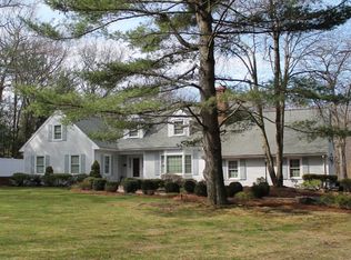 138 Grove St, Lexington, MA 02420