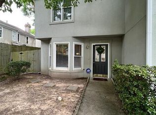 701 Defoors Lndg NW, Atlanta, GA 30318