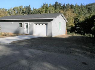 94401 Quarry Rd, Gold Beach, OR 97444