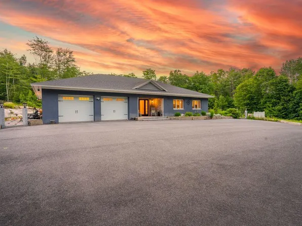 36 Rail Road, Alfred, ME 04002