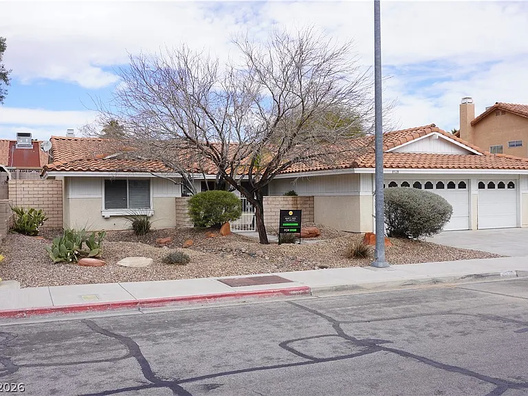 8328 Del Rey Ave — Photo 1