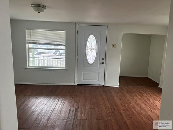 3rd image of 1839 E Harrison St #10