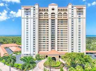 6585 Nicholas Blvd APT 805, Naples, FL 34108