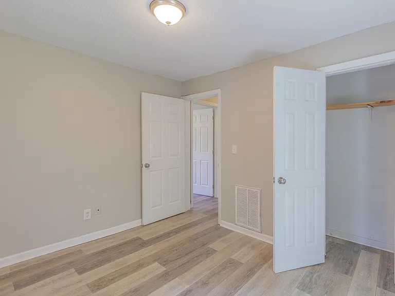 117 Biscayne Blvd — Photo 16