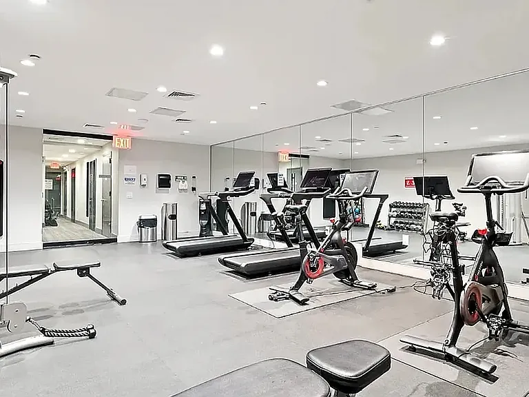 49 E 34th St #27B — Photo 10