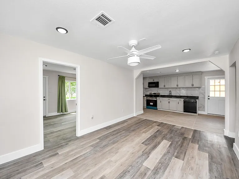 5903 Belneath St #A — Photo 8