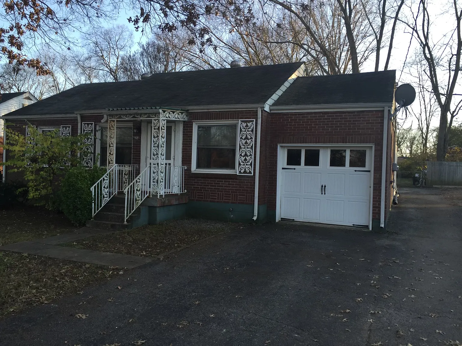 2 bed, 1190 sqft, $1,950 — Photo 1