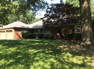 8105 Fontana St, Prairie Village, KS 66208