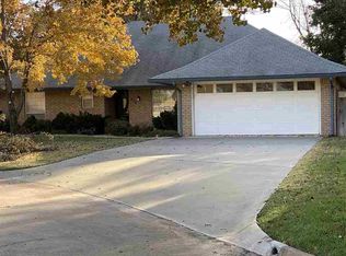 810 Canary Pl, Enid, OK 73703