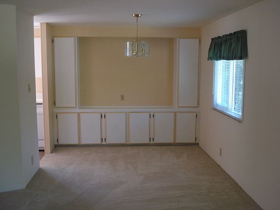 Dining room w/ built-in hutch