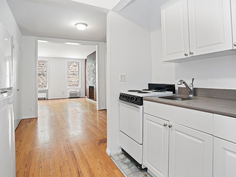2nd image of 221 E 89th St APT 2C
