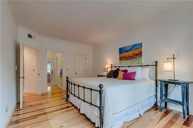 405 Ashlawn Ct — Photo 12