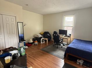 131 Howe St #2, New Haven, CT 06511