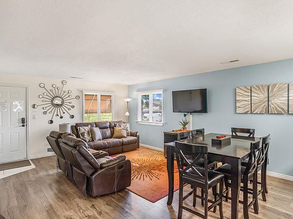 4th image of 1845 W Canyon View Dr APT 119