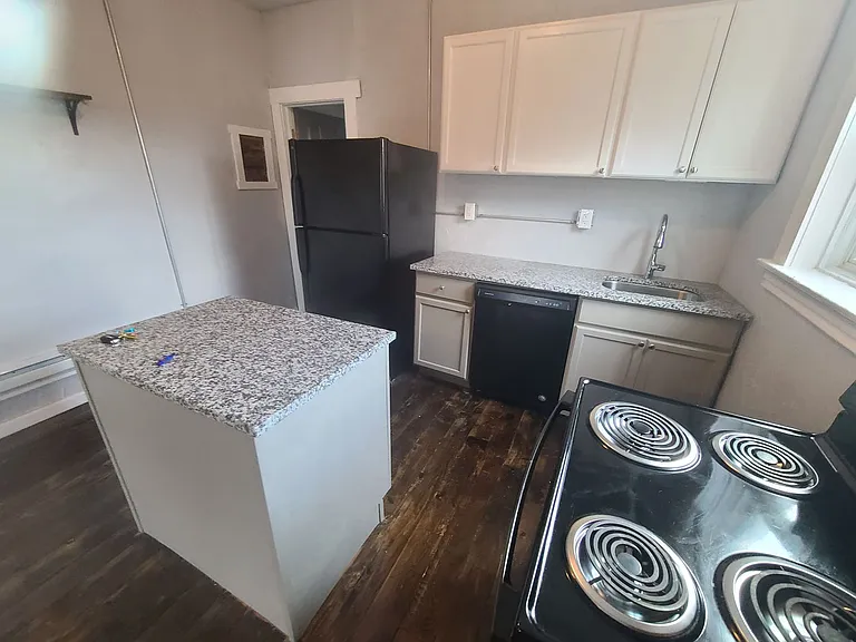 225 South Millvale Avenue — Photo 51
