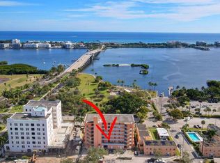 15 S Golfview Rd APT 204, Lake Worth, FL 33460