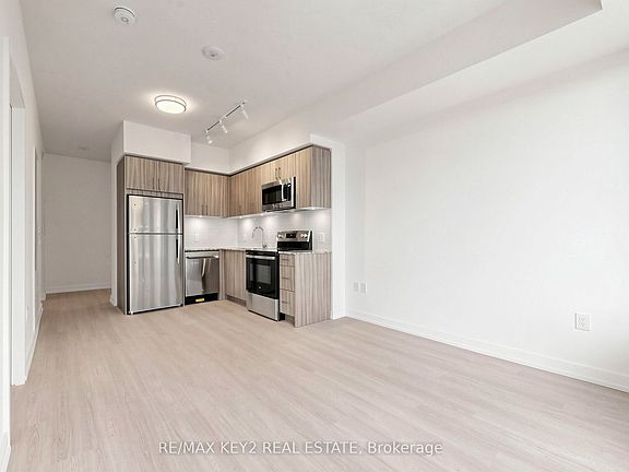 5th image of 4010 Eglinton Ave W #1712