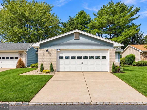 719 Delair Rd #719B, Monroe Township, NJ 08831