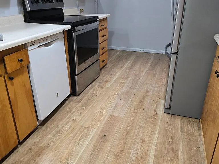 2814 Callahan Dr — Photo 6