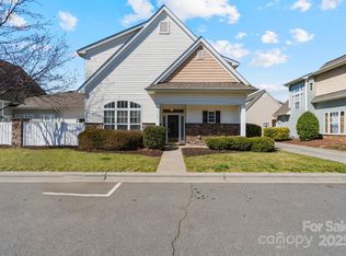 3320 Tulip Tree Ln, Charlotte, NC 28273