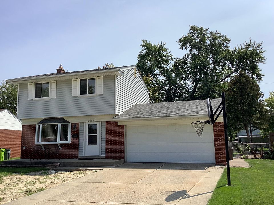 1st image of 38512 Monterey Dr
